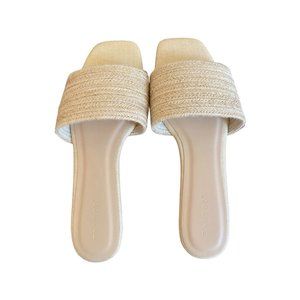 Natural woven slides